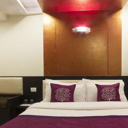 Hotel Accore Inn Mumbai  Buitenkant foto